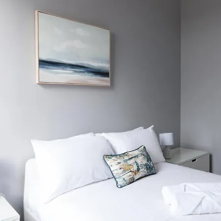 Central Cheltenham, Regency Apartment With Parking, Cavalier Suite - Sleeps 6 Exterior photo