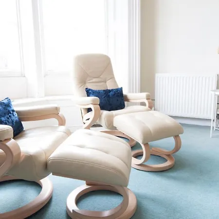 Central Cheltenham, Regency Apartment With Parking, Cavalier Suite - Sleeps 6 Exterior photo